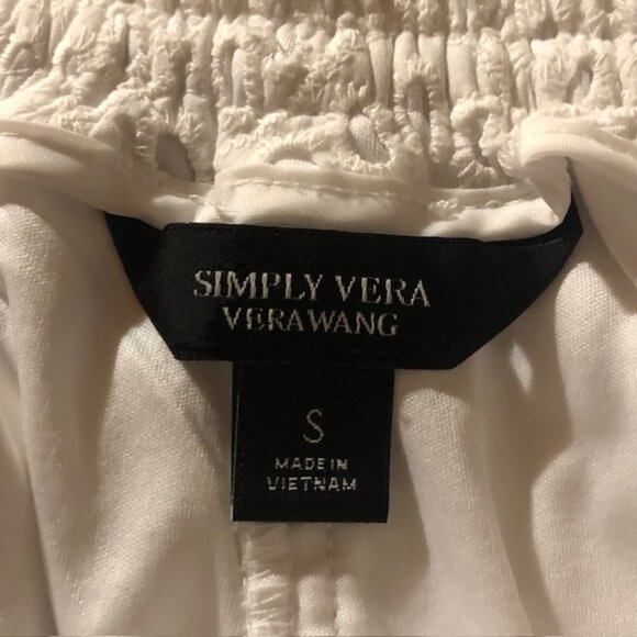 Vera Wang "Simply Vera Vera Wang" White Cotton Eyelet Shorts; Small; Pre-Owned - Picture 4 of 13